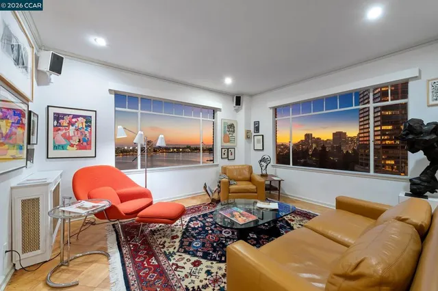 $1,298,000 | 492-492 Staten Avenue, Unit 1101, Oakland, CA 94610