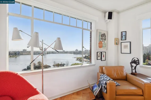 $1,298,000 | 492-492 Staten Avenue, Unit 1101, Oakland, CA 94610