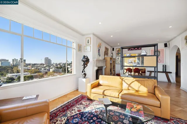 $1,298,000 | 492-492 Staten Avenue, Unit 1101, Oakland, CA 94610