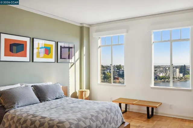 $1,298,000 | 492-492 Staten Avenue, Unit 1101, Oakland, CA 94610