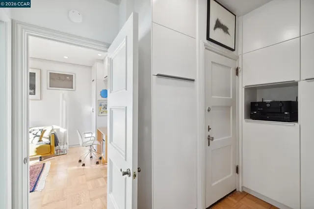 $1,298,000 | 492-492 Staten Avenue, Unit 1101, Oakland, CA 94610