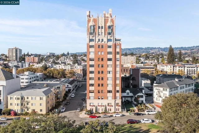 $1,298,000 | 492-492 Staten Avenue, Unit 1101, Oakland, CA 94610