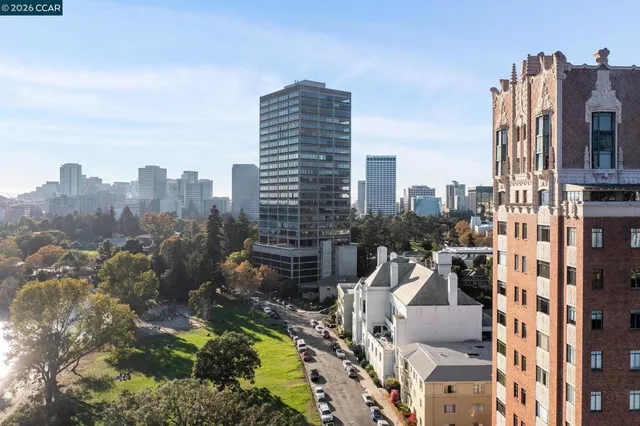 $1,298,000 | 492-492 Staten Avenue, Unit 1101, Oakland, CA 94610