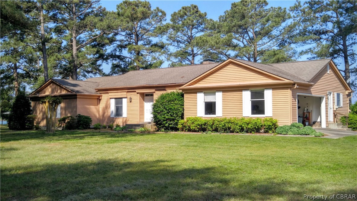 27 Smith Point View Reedville, VA 22539 - Photo 2 of 36