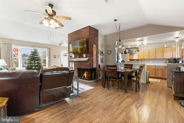 $375,000 | 18 Malvina Lane, Newark, DE 19713