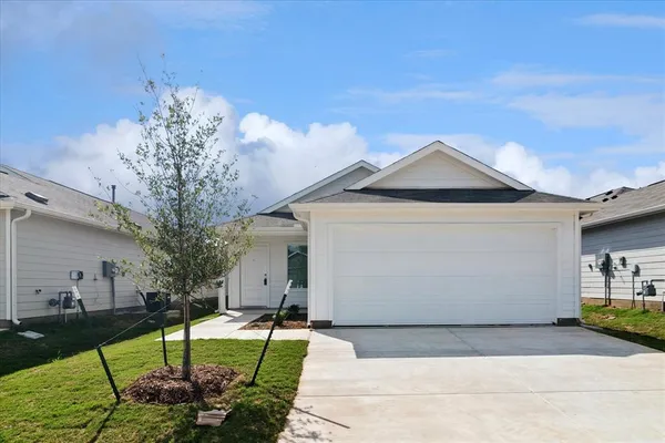 $2,000 | 3105 Campeiro Avenue, Providence Village, TX 76227