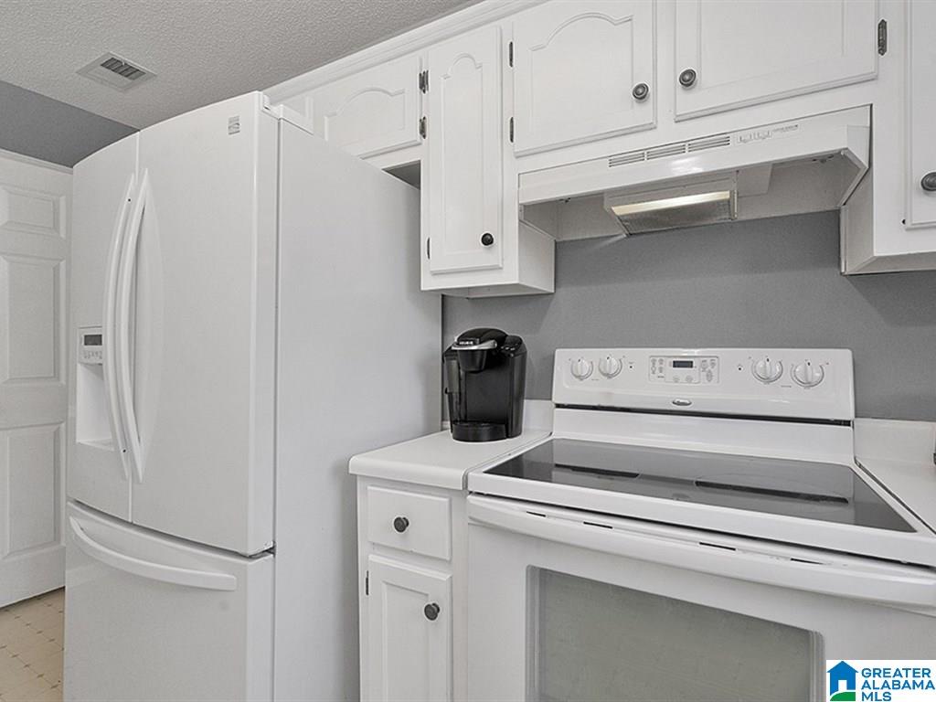 116 King Arthur Place Alabaster, AL 35007 - Photo 12 of 31
