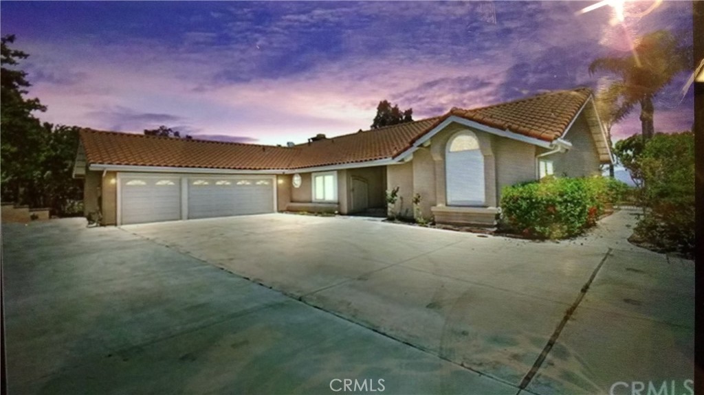 11056 Orchard View Lane Riverside, CA 92503 - Photo 6 of 17 Front View
