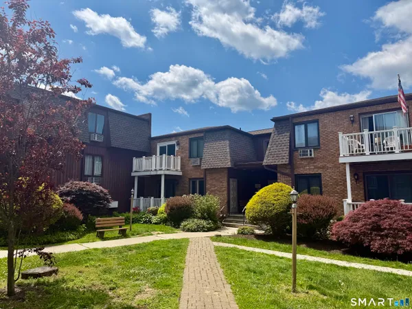 $219,000 | 136 Deer Hill Avenue, Unit C31, Danbury, CT 06810