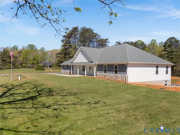 $585,000 | 143 High School Road, Buckingham, VA 23921