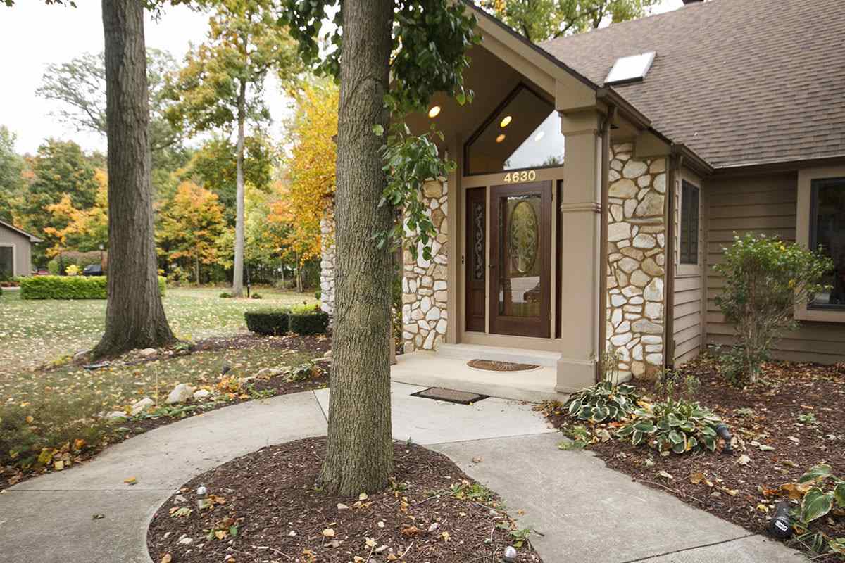 4630 Creek Ridge Place Fort Wayne, IN 46835 - Photo 2 of 35 Gallery Image 2