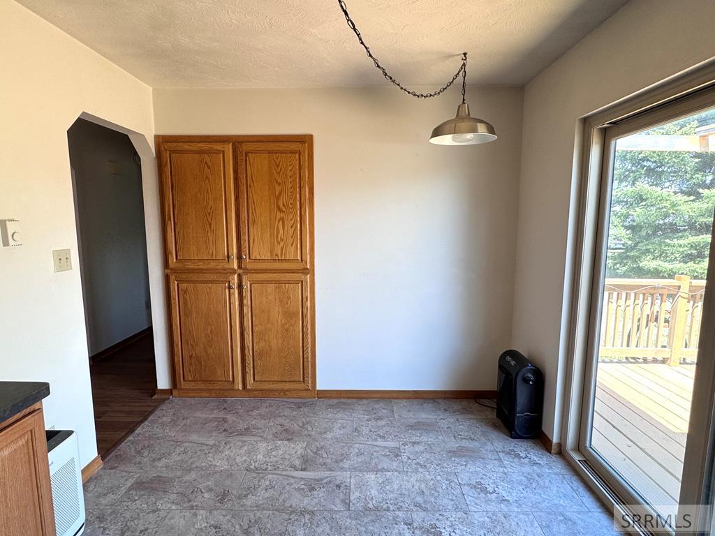 1391 Stoddard Road Shelley, ID 83274 - Photo 10 of 45 Dining Area