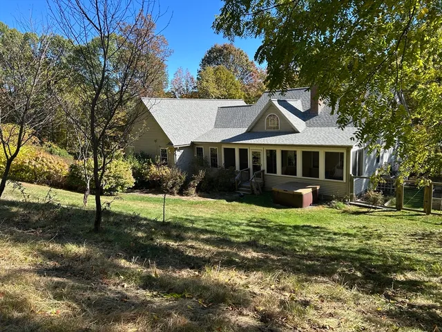 $985,000 | 34 Shattuck Street, Groton, MA 01450