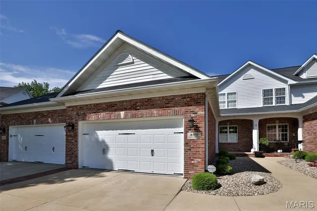 $529,900 | 409 Country Club View, Edwardsville, IL 62025