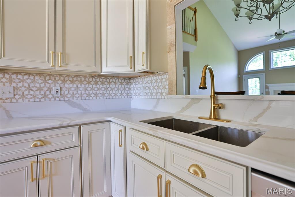 409 Country Club View Edwardsville, IL 62025 - Photo 22 of 77