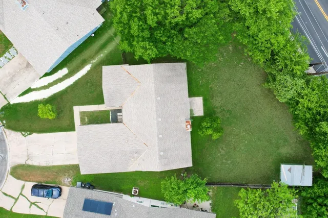 $2,000 | 606 Elderberry Cove, Austin, TX 78745