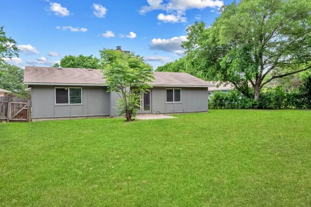 $2,000 | 606 Elderberry Cove, Austin, TX 78745