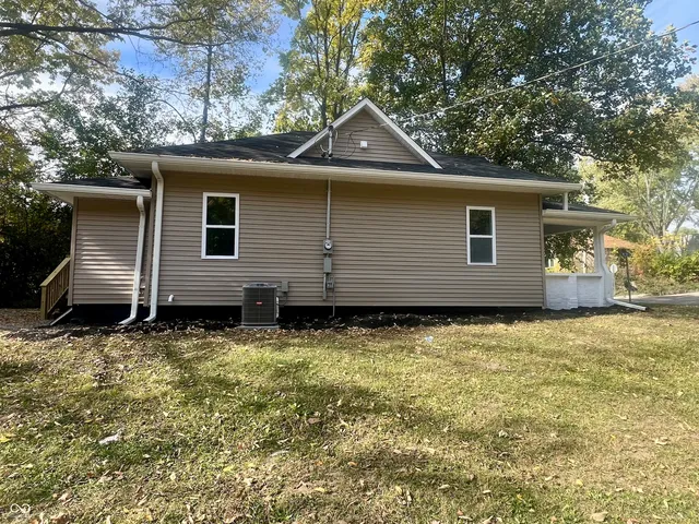 $121,900 | 500 West 2nd Street, Veedersburg, IN 47987