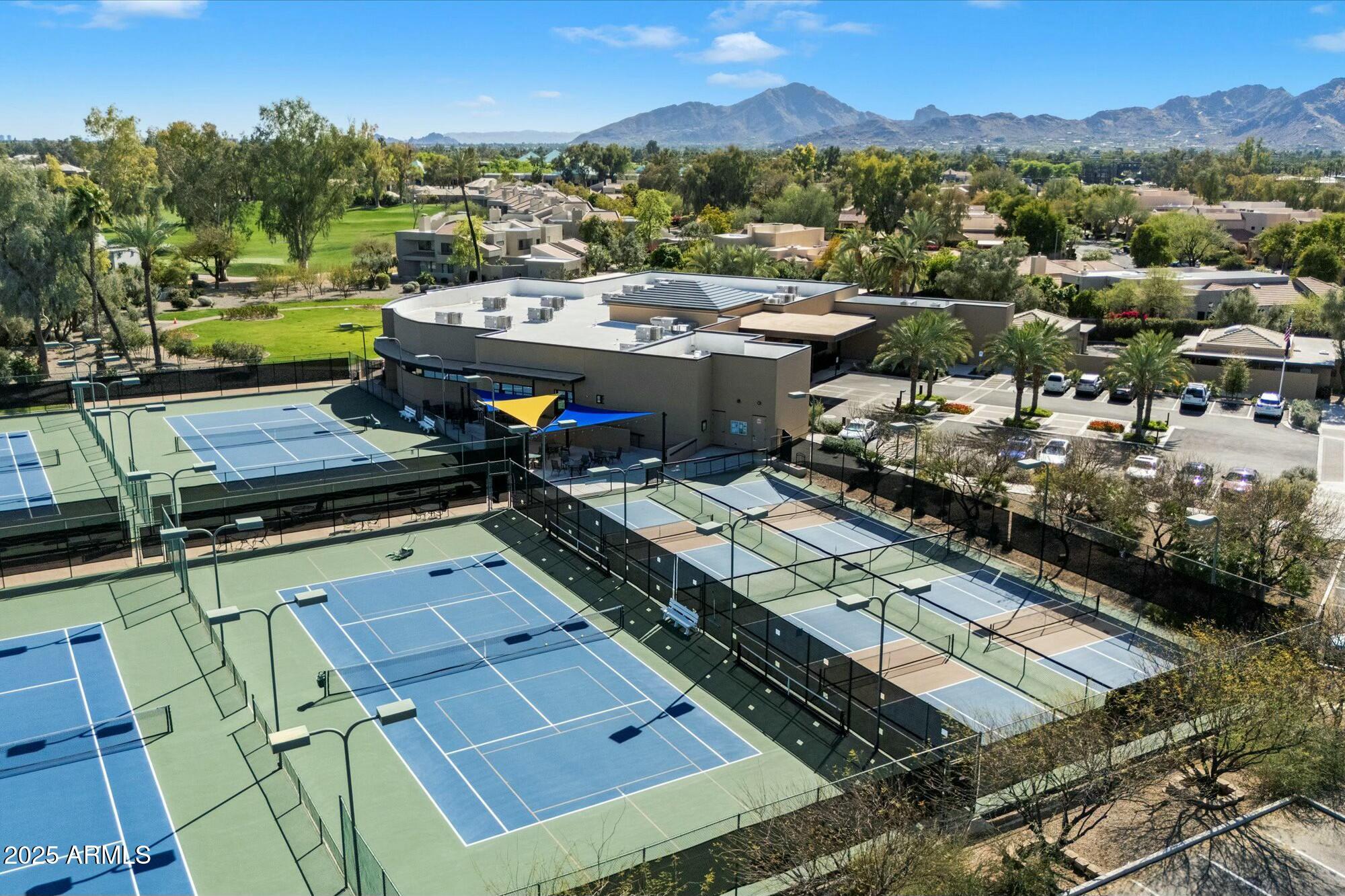 7525 East Gainey Ranch Road, Unit 130 Scottsdale, AZ 85258 - Photo 29 of 30 Tennis/Pickleball Courts