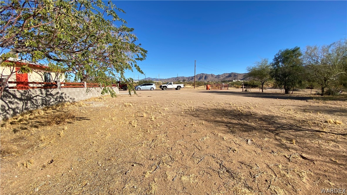 171 South Horn Road Golden Valley, AZ 86413 - Photo 3 of 46 a view of an ocean beach