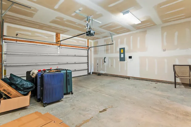 $2,350 | 214 Mercator Drive, Summerville, SC 29486