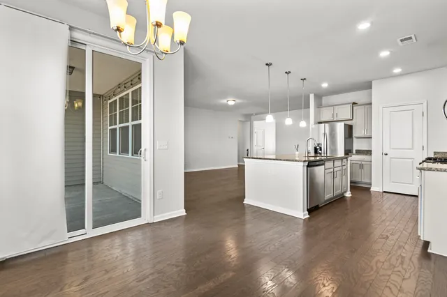 $2,350 | 214 Mercator Drive, Summerville, SC 29486