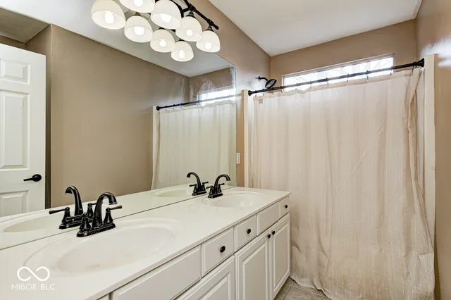 $825,000 | 12214 Ridgeside Road, Indianapolis, IN 46256