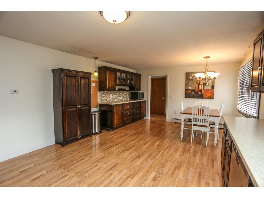 183 N Road Sandown, NH 03873 - Photo 11 of 26