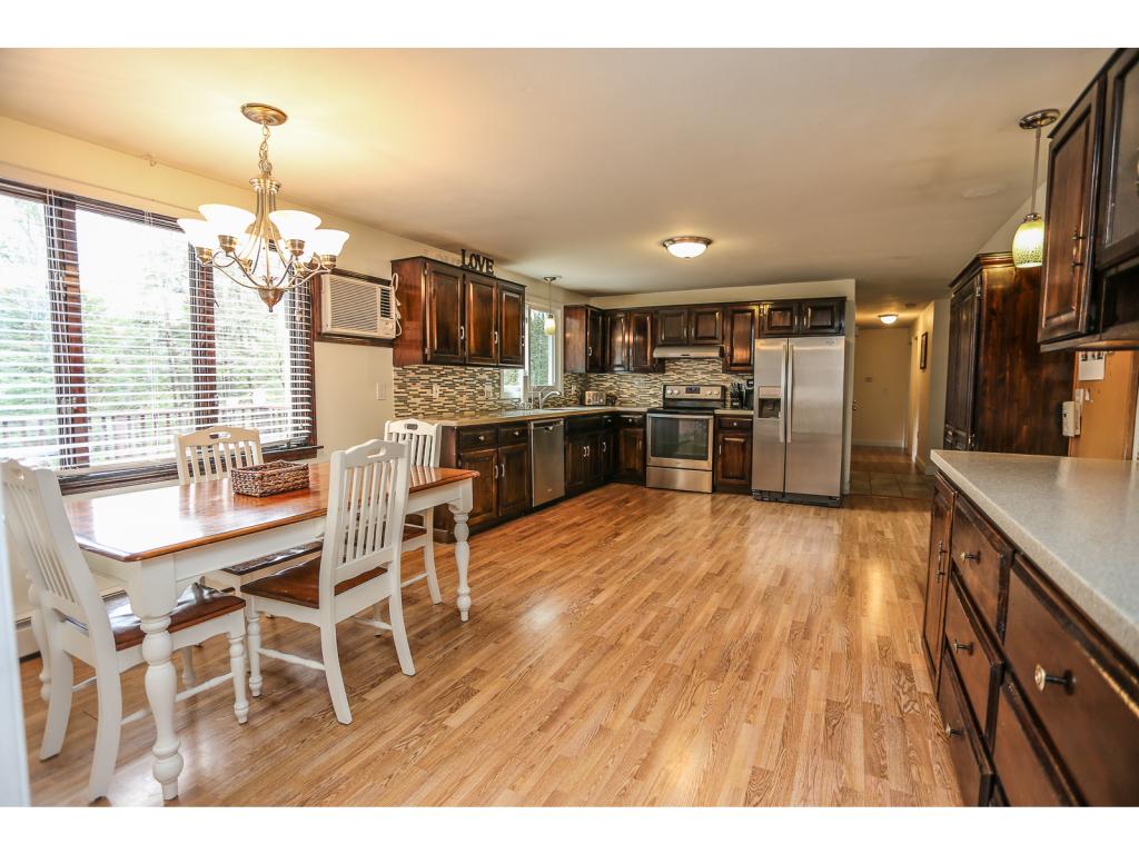 183 N Road Sandown, NH 03873 - Photo 14 of 26
