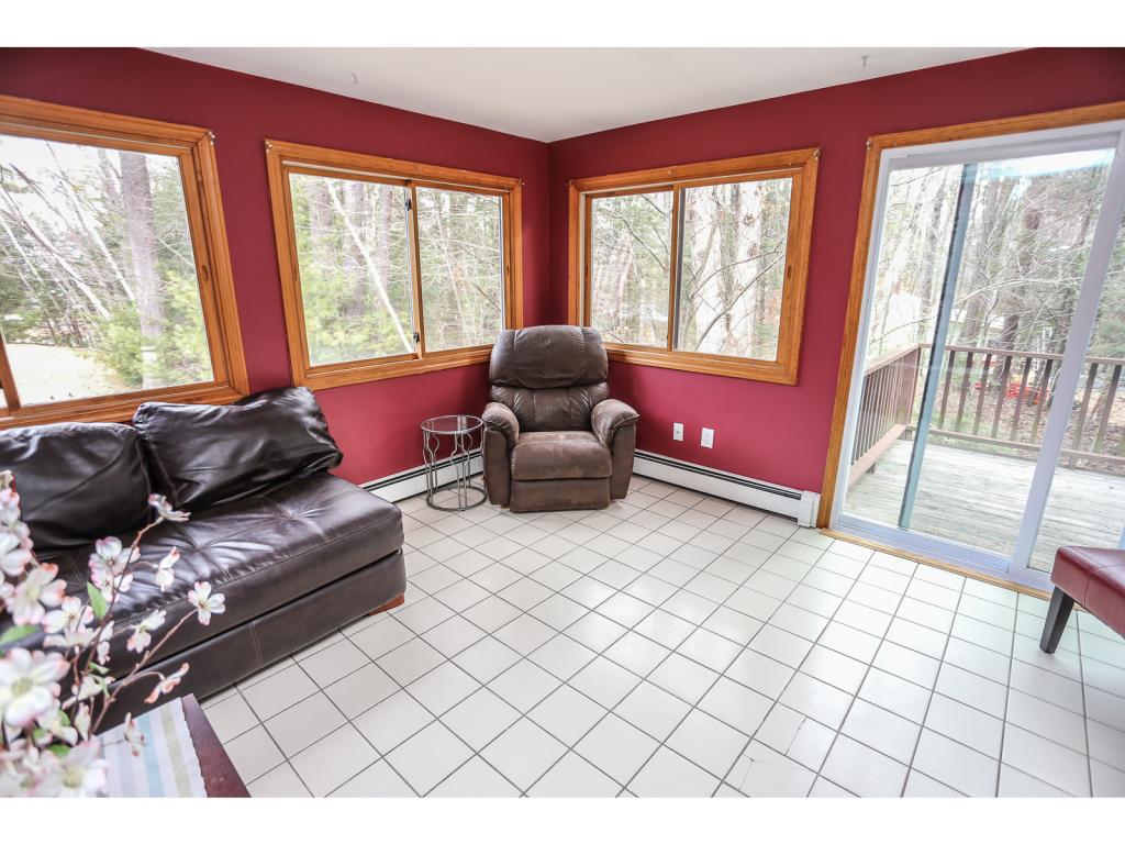 183 N Road Sandown, NH 03873 - Photo 16 of 26