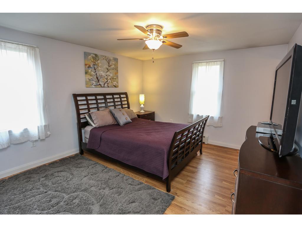 183 N Road Sandown, NH 03873 - Photo 17 of 26