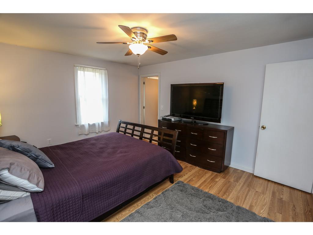 183 N Road Sandown, NH 03873 - Photo 18 of 26