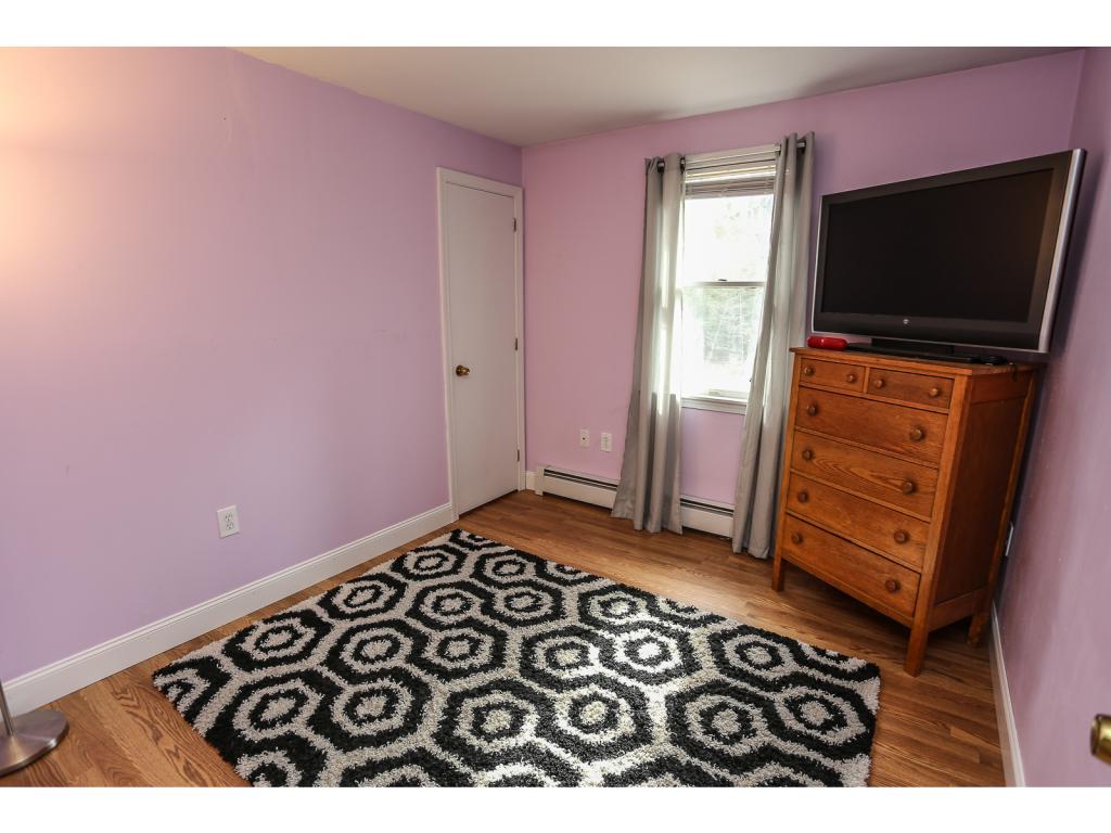 183 N Road Sandown, NH 03873 - Photo 22 of 26