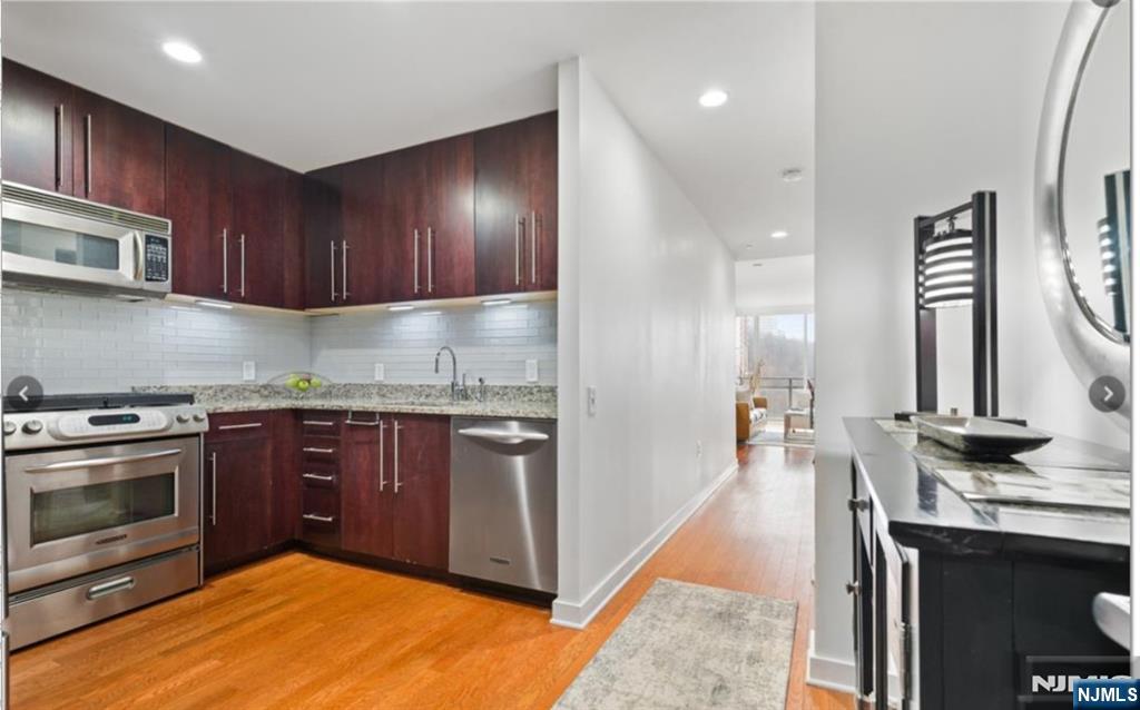 1017 Hudson Park, Unit 1017 Edgewater, NJ 07020 - Photo 26 of 26