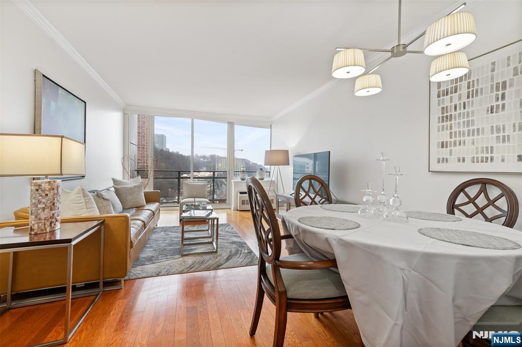 1017 Hudson Park, Unit 1017 Edgewater, NJ 07020 - Photo 3 of 26
