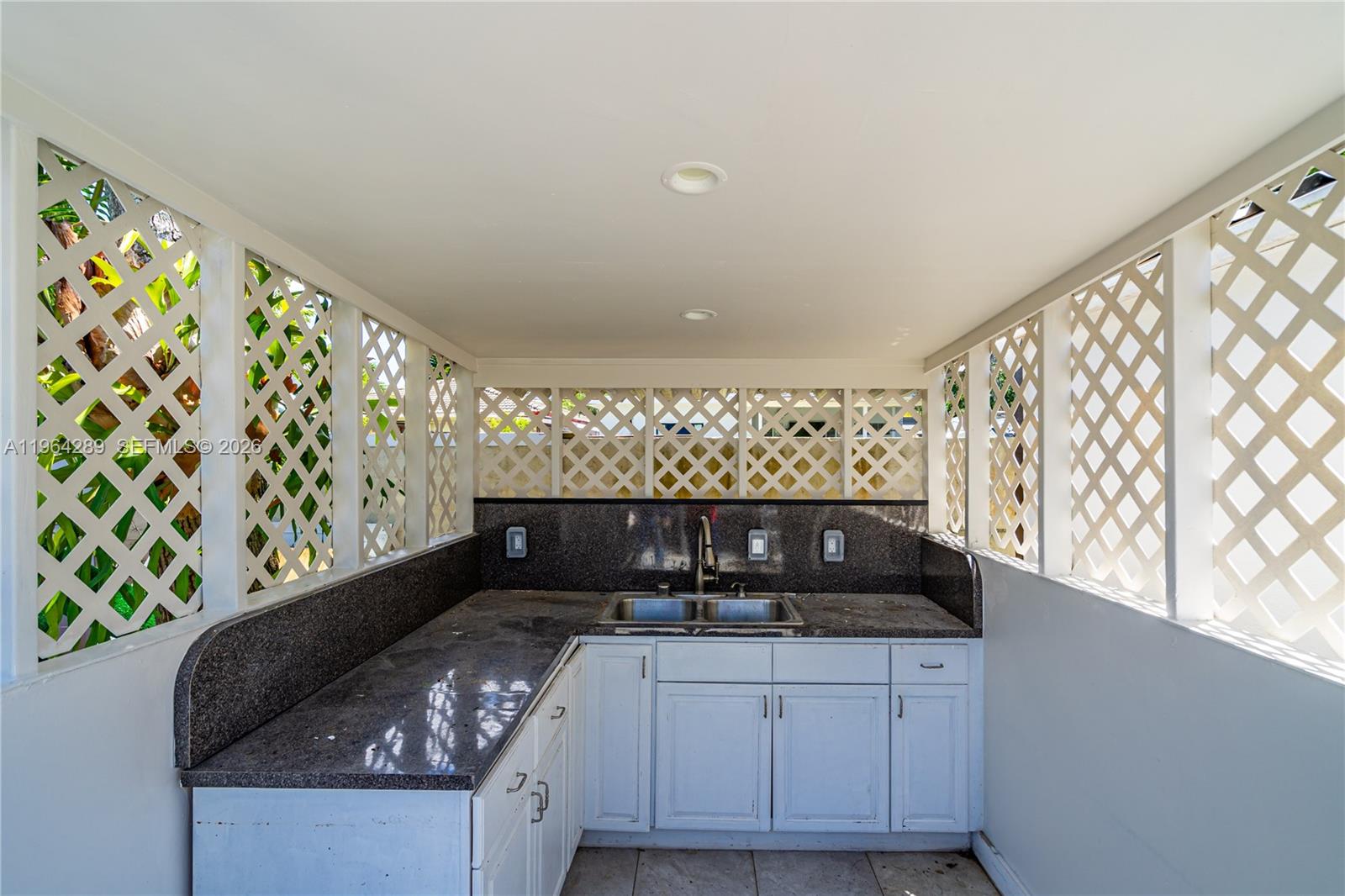 2309 Southwest 62nd Avenue Miami, FL 33155 - Photo 6 of 36