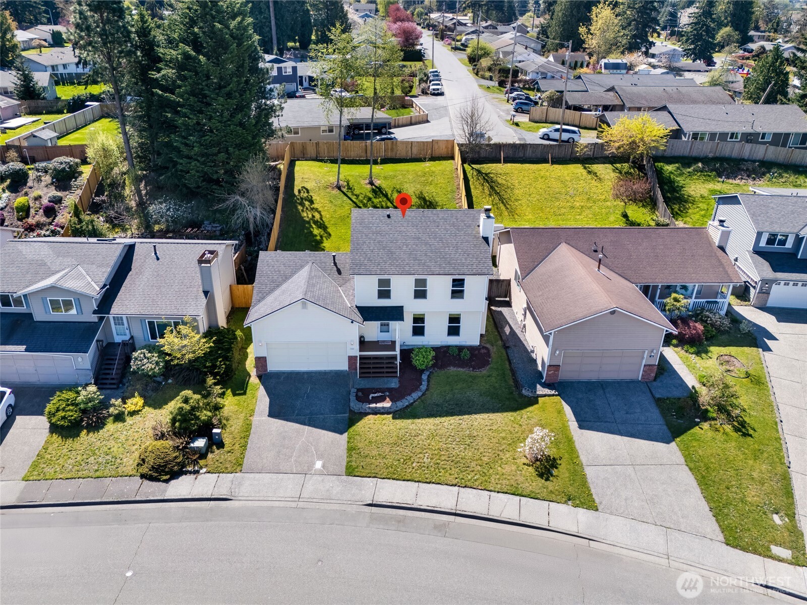 14 60th Place Southeast Everett, WA 98203 - Photo 29 of 35 an aerial view of a house with a garden and lake view