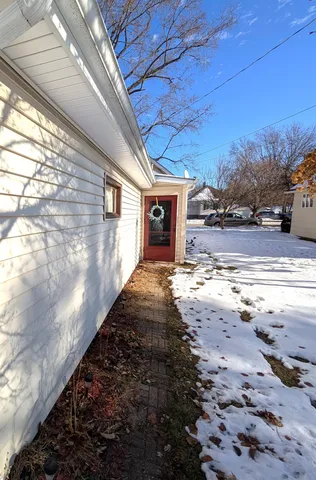 $129,000 | 228 Pine River Street, Redgranite, WI 54970