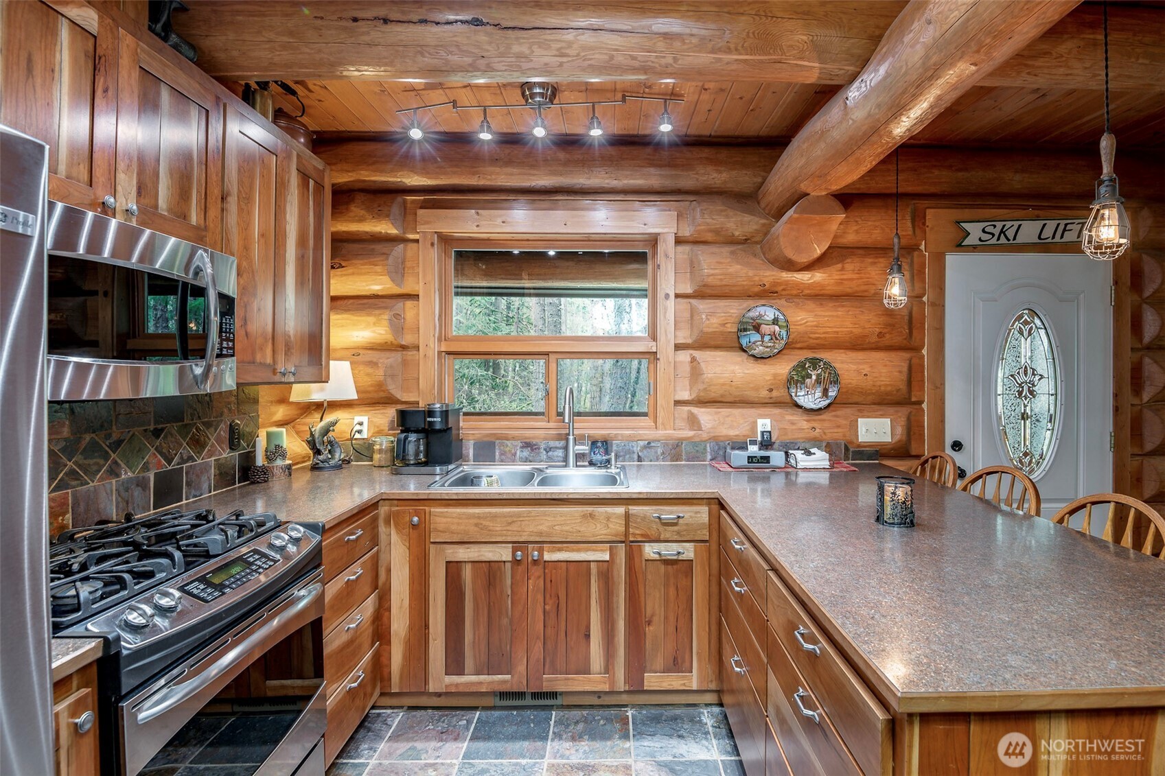 107 Goat Rocks Drive Packwood, WA 98361 - Photo 20 of 36