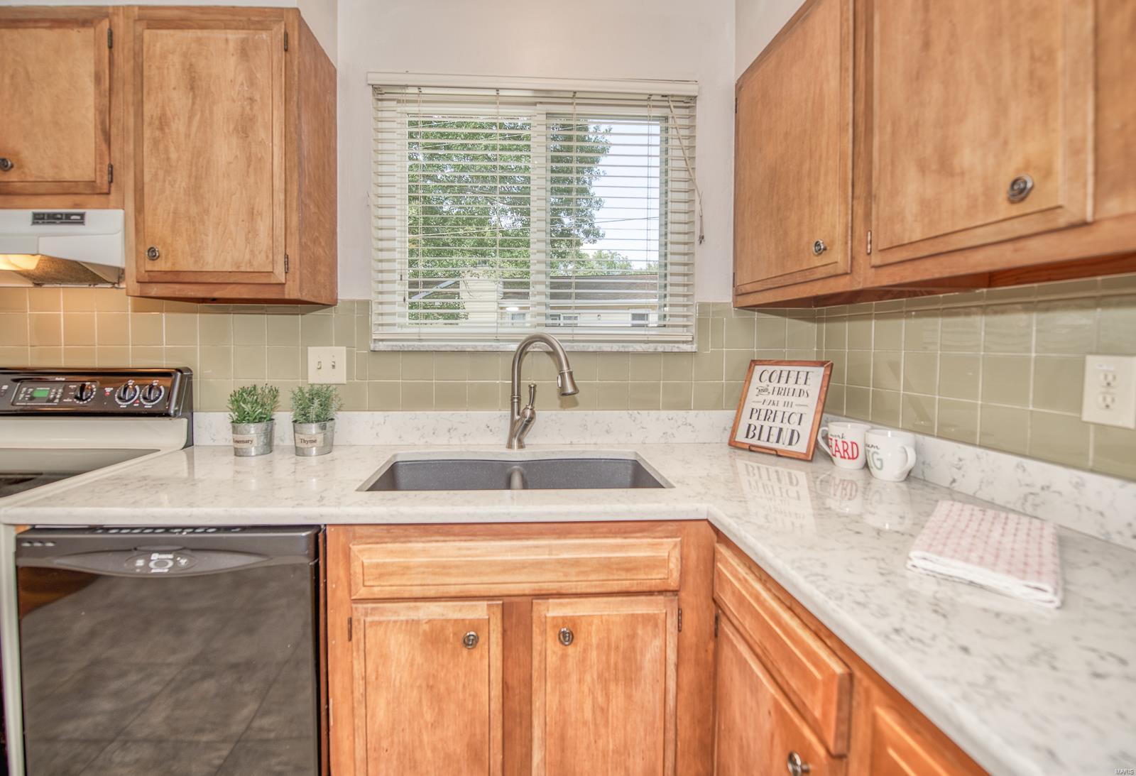 601 Wickford Way Manchester, MO 63021 - Photo 10 of 28