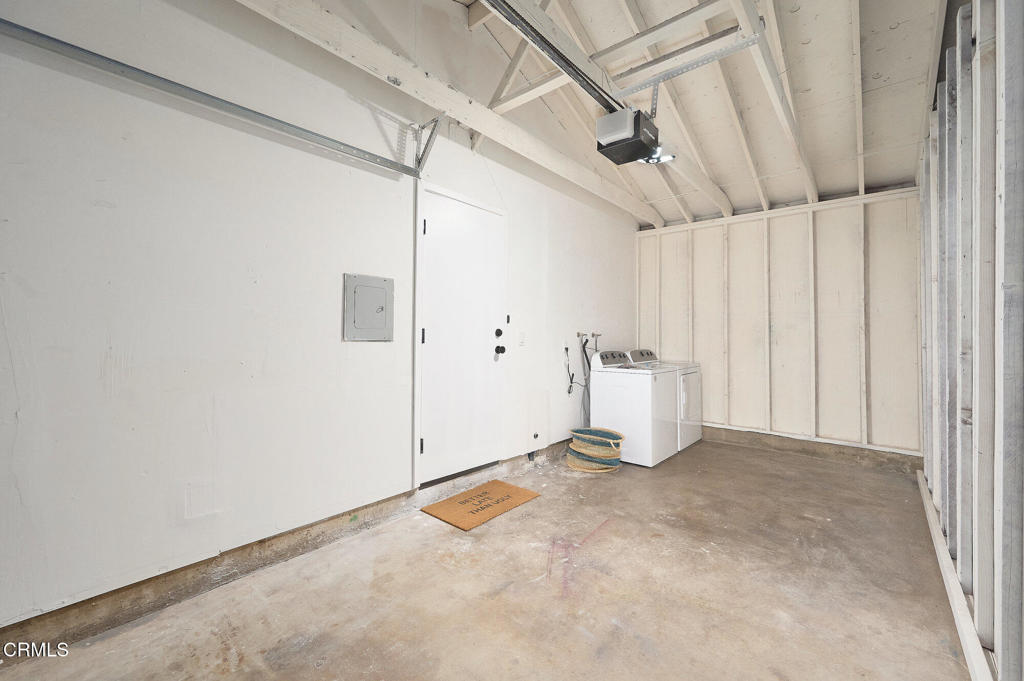 97 Everett Street, Unit B Moorpark, CA 93021 - Photo 26 of 28 a view of an empty room