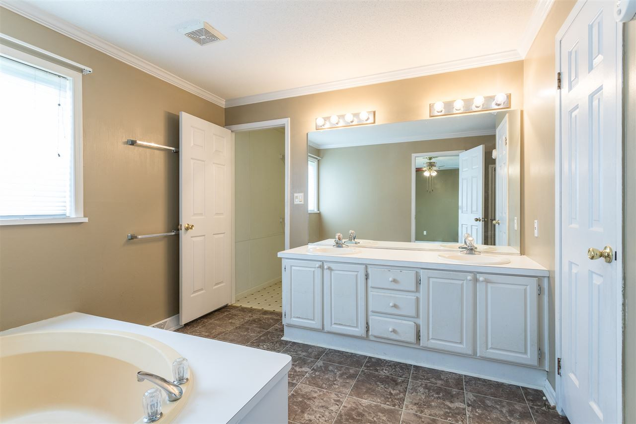 1113 Lexington Farm Road Apex, NC 27502 - Photo 23 of 30 Photo 23