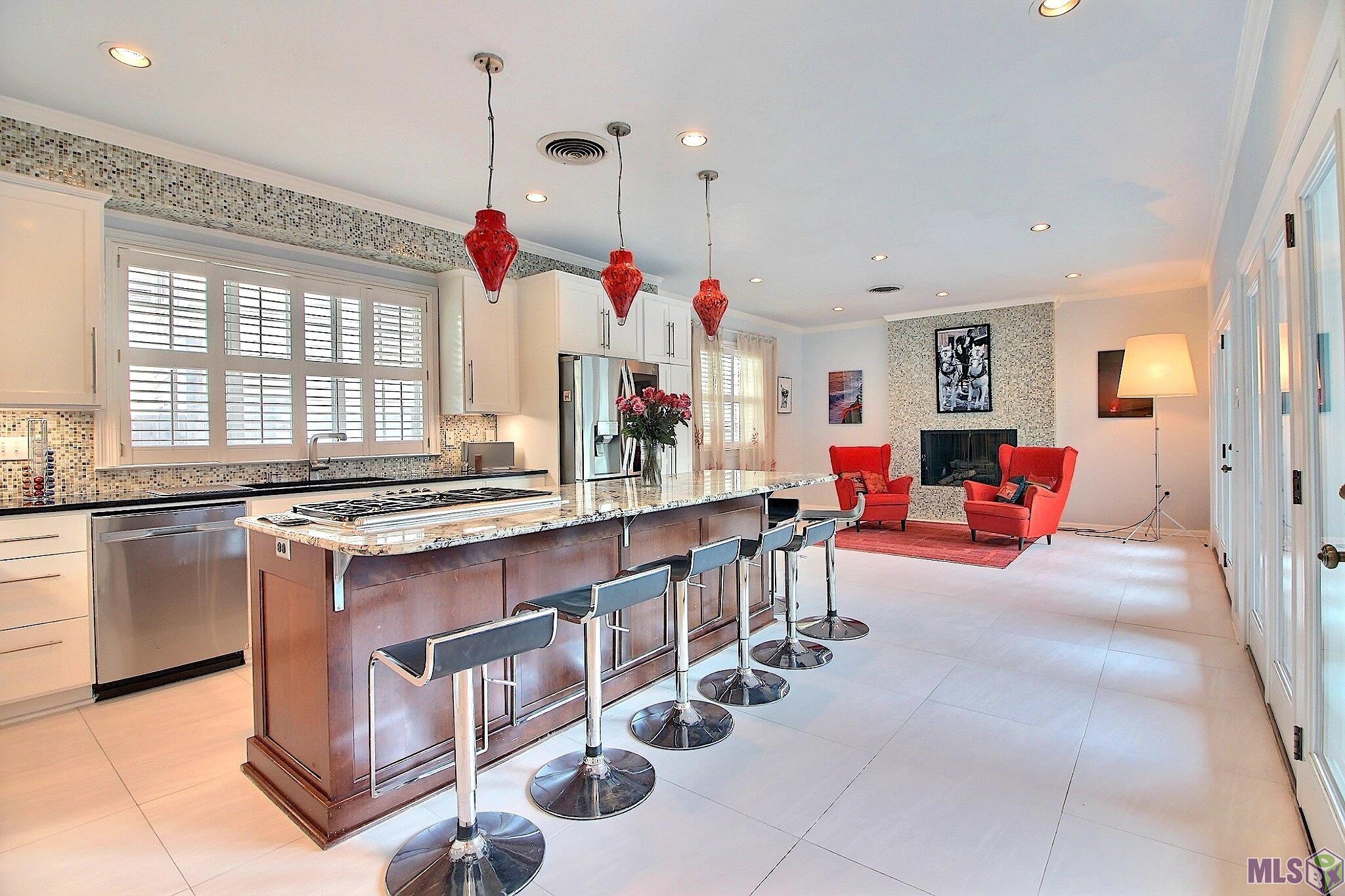 1342 Applewood Road Baton Rouge, LA 70808 - Photo 4 of 33