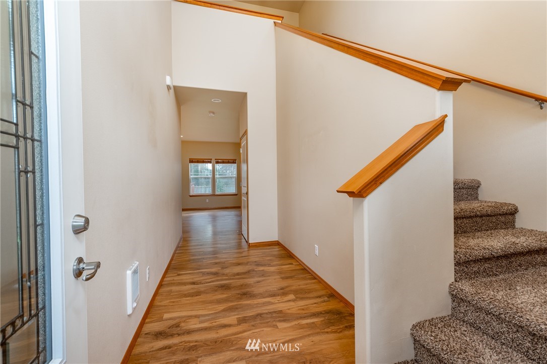 950 Lyle Ridge Circle Oak Harbor, WA 98277 - Photo 4 of 40 Gallery Image 4