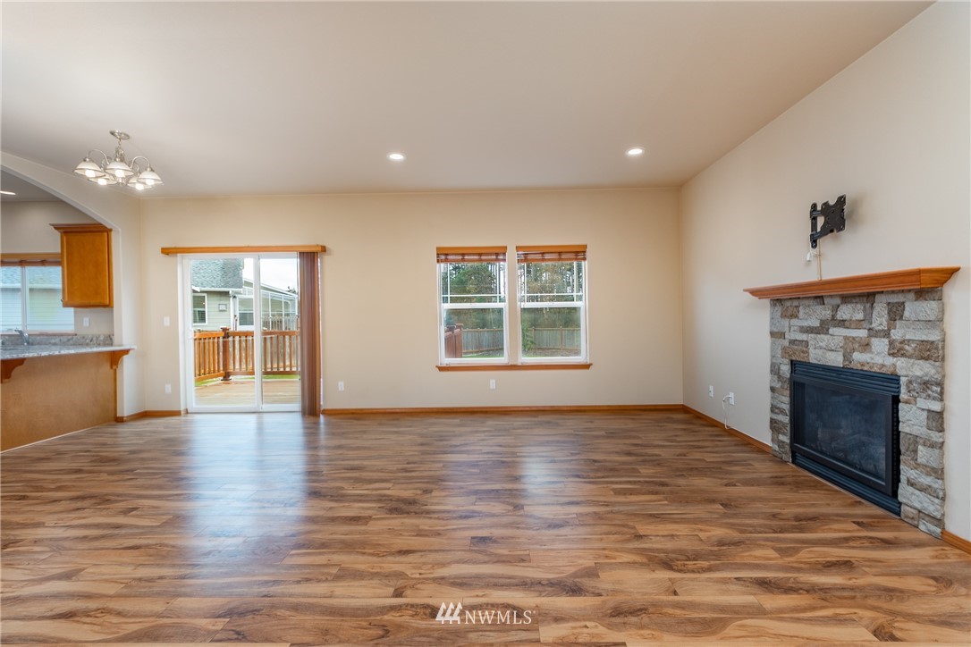 950 Lyle Ridge Circle Oak Harbor, WA 98277 - Photo 5 of 40 Gallery Image 5