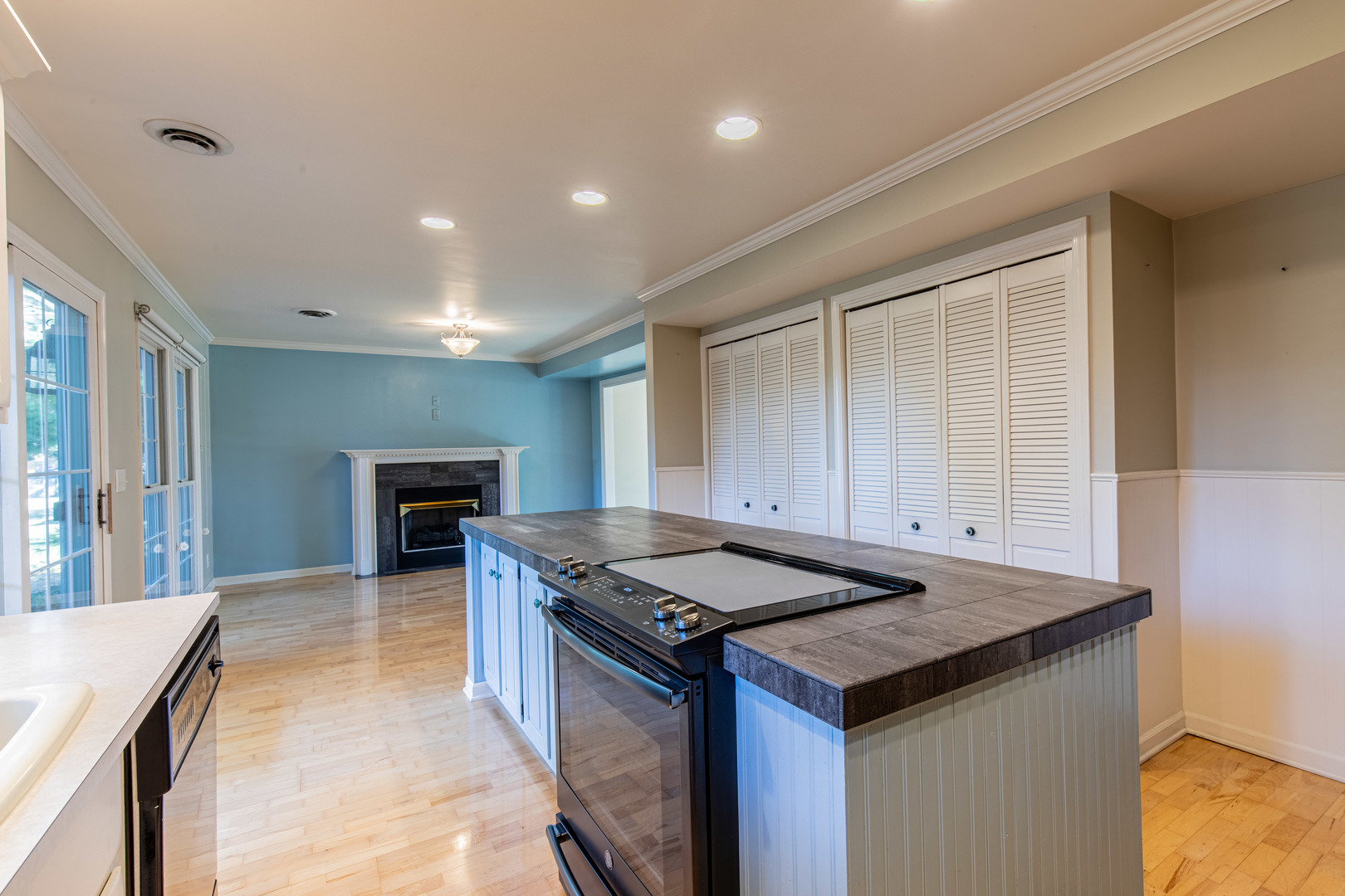 32 South Dallas Street Princeton, IL 61356 - Photo 13 of 36