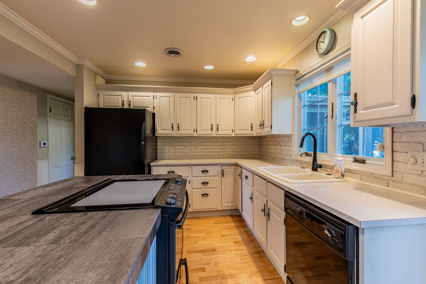 32 South Dallas Street Princeton, IL 61356 - Photo 14 of 36