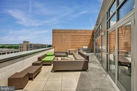 $695,000 | 460 New York Avenue Northwest, Unit 607, Washington, DC 20001