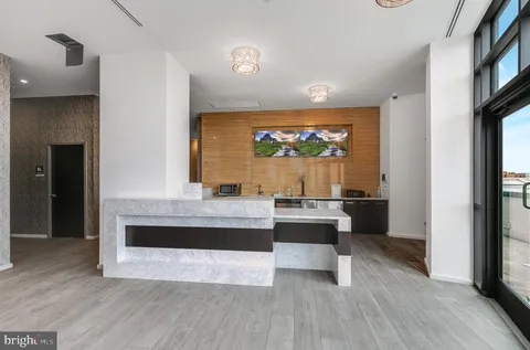 $695,000 | 460 New York Avenue Northwest, Unit 607, Washington, DC 20001