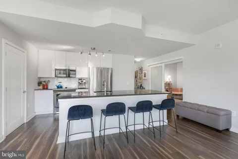 $695,000 | 460 New York Avenue Northwest, Unit 607, Washington, DC 20001